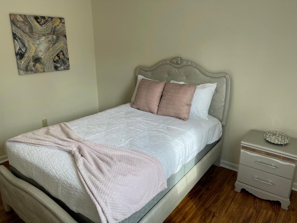 שרלוט Pet- Friendly, & Close To Uptown מראה חיצוני תמונה